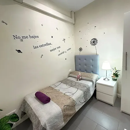 Rooms On Balmes Bed & Breakfast *