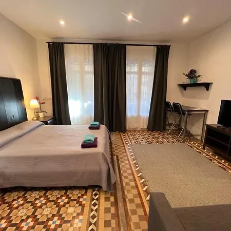 On Balmes Отель типа 